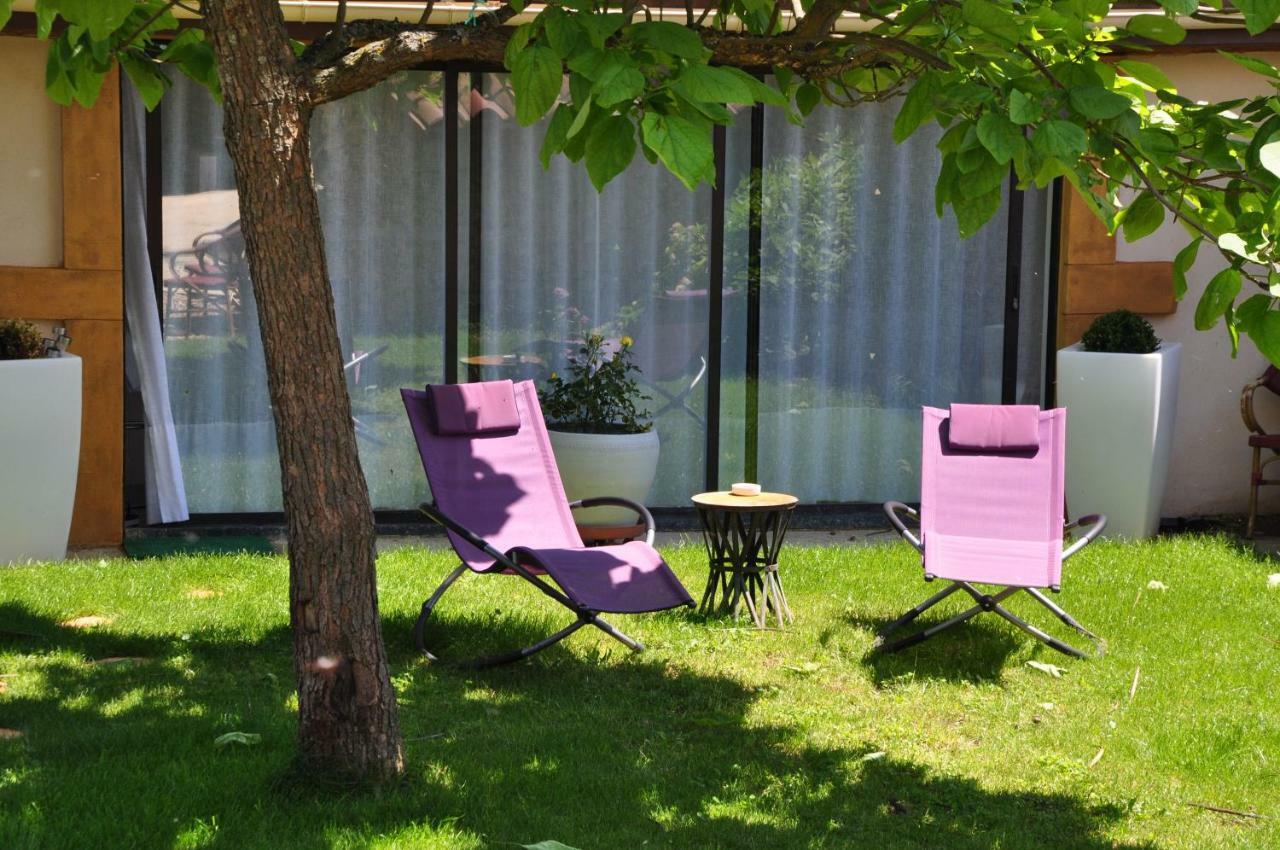Le Clos Du Cher En Beaujolais Saint-Germain-Nuelles Exteriör bild